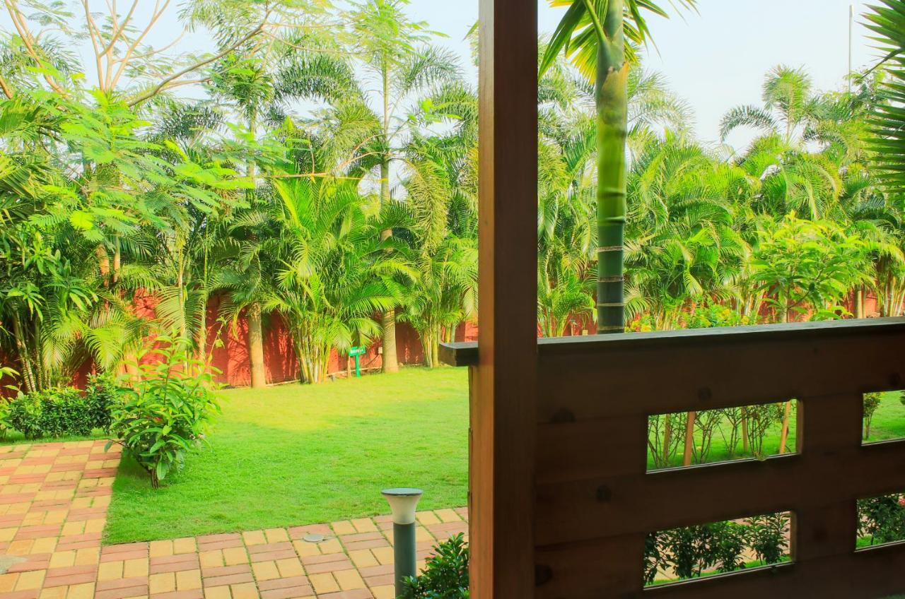 Grand Vatika Resort Arambol Kültér fotó