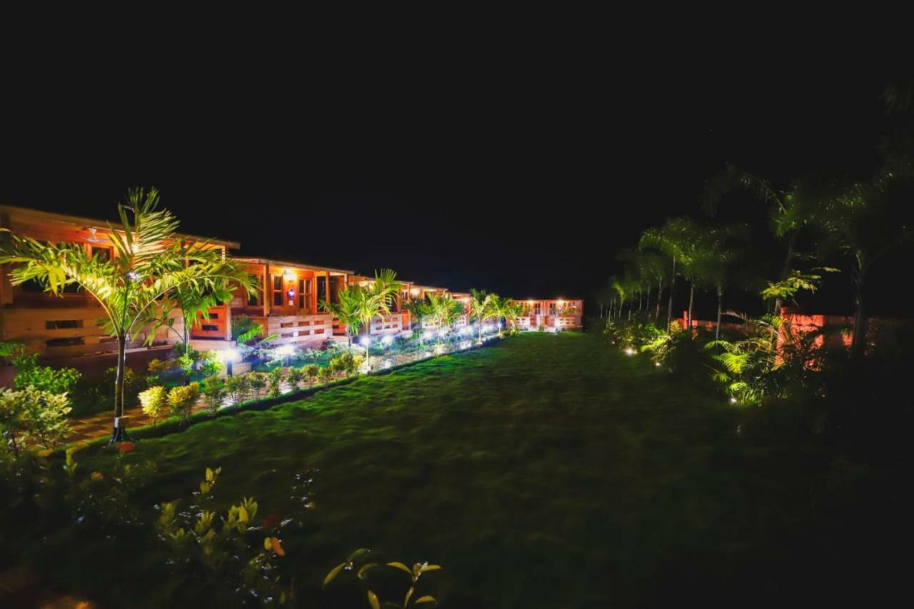 Grand Vatika Resort Arambol Kültér fotó